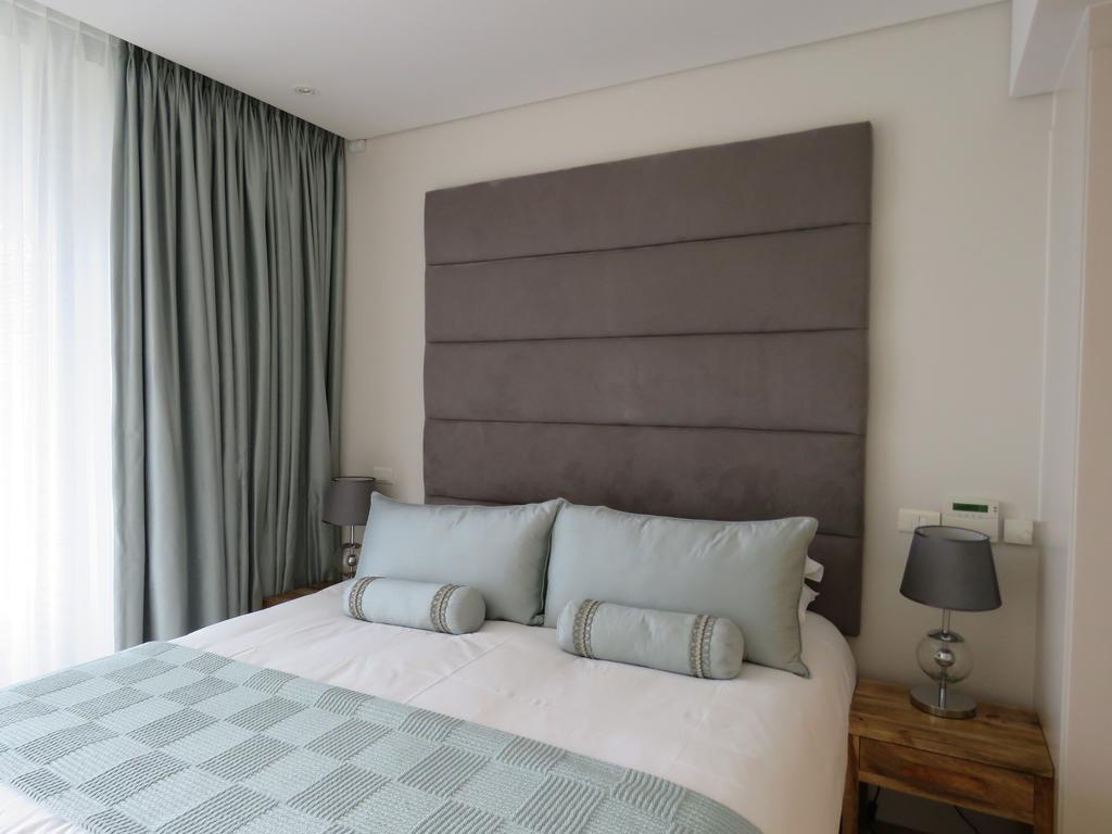 202 Kylemore A Waterfront Marina Cape Town Bilik gambar